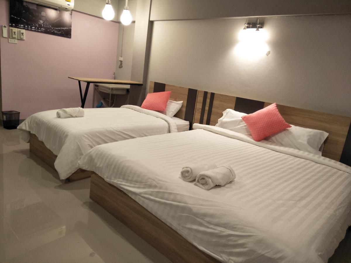 Rinrada Place Hotel Ubon Ratchathani Exterior photo